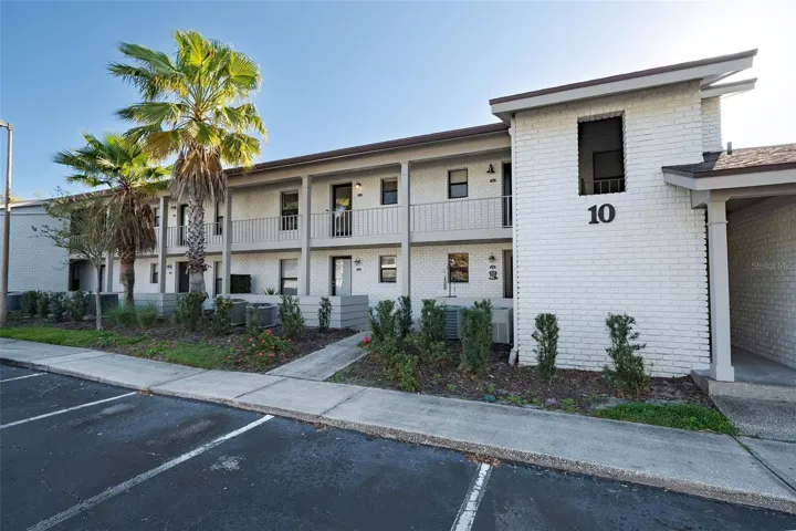 Building 10 Front Exterior