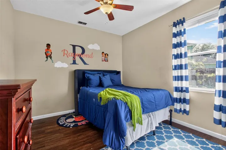 Bedroom #1