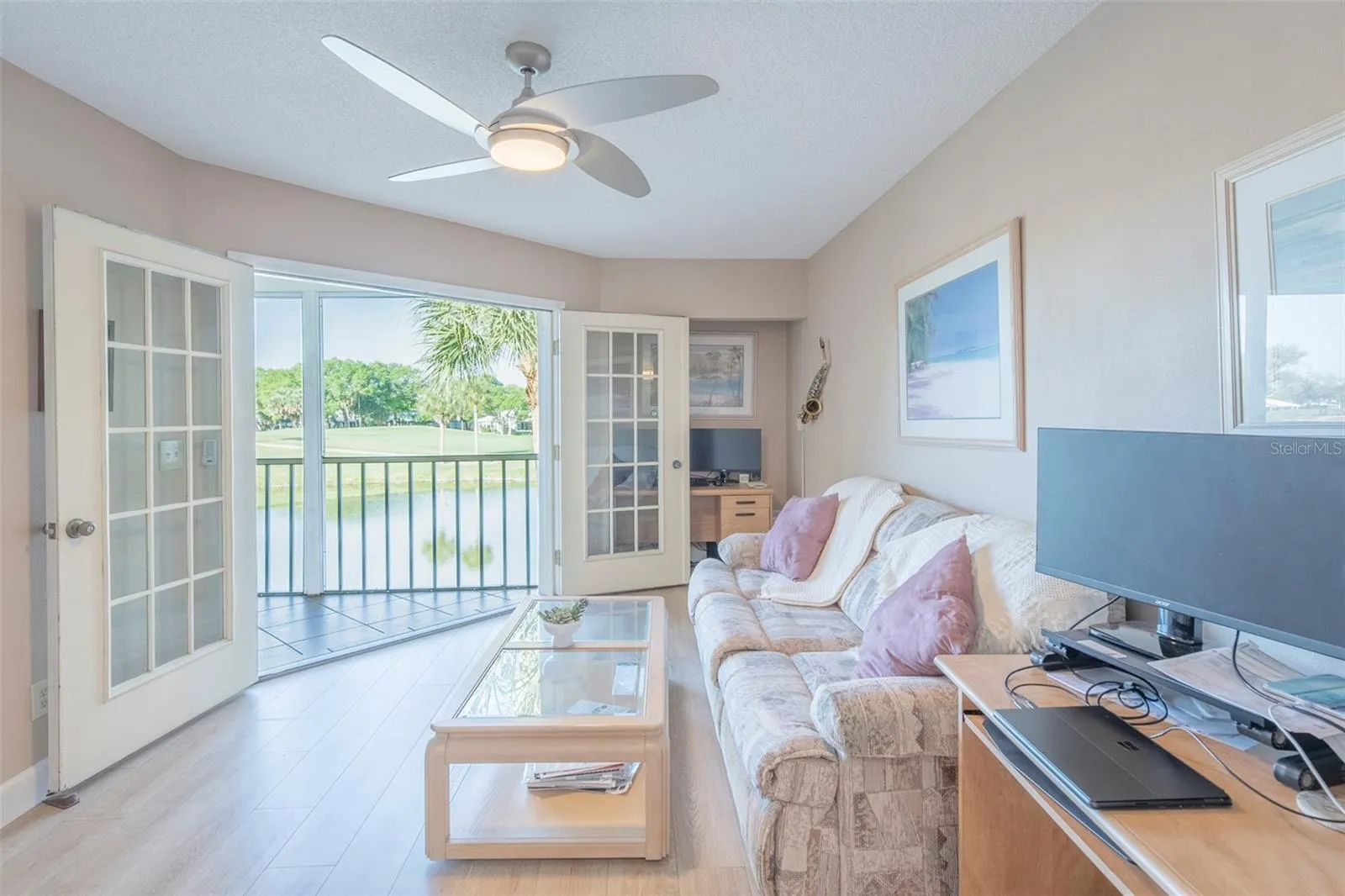 Third bedroom opens to the balcony.
