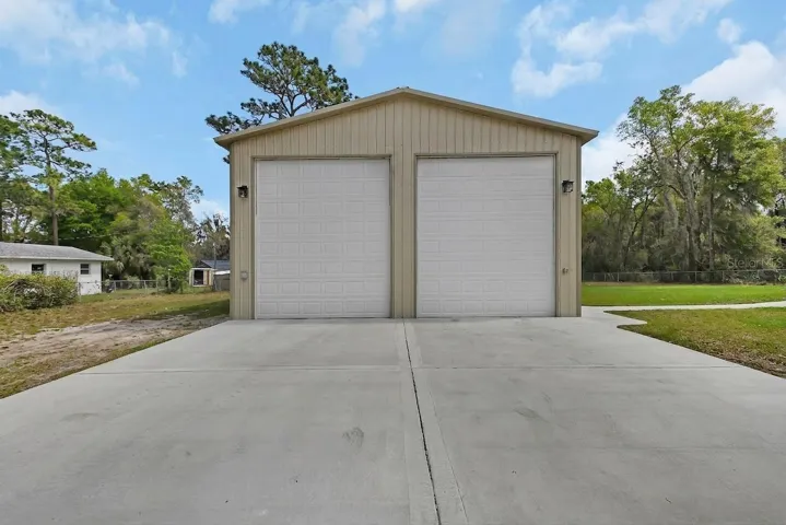 32x55 Insulated outbuilding/ AC too!