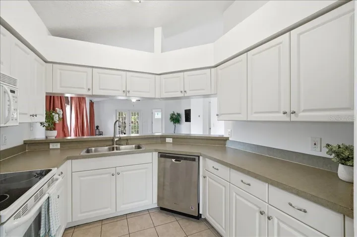 Semi open kitchen