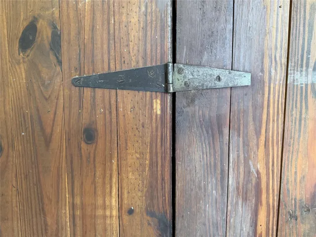 1170