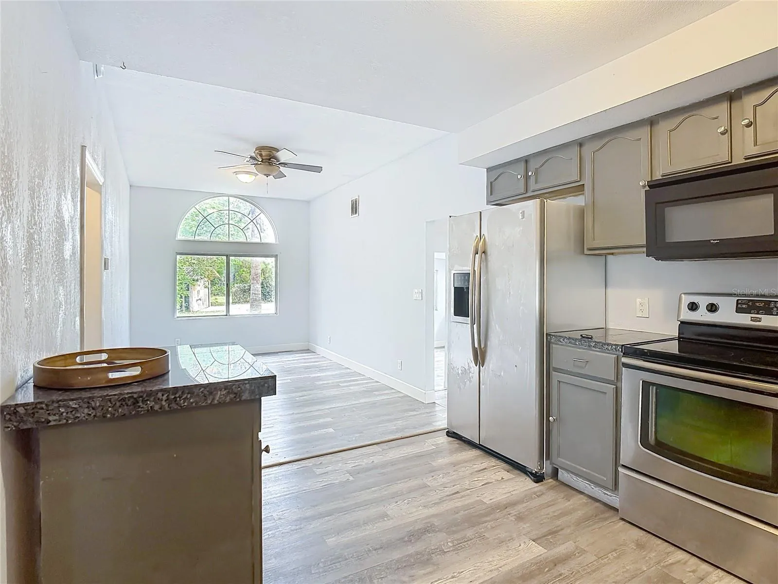 Kitchen Living Room Combo