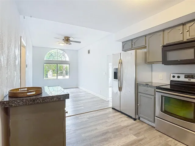 Kitchen Living Room Combo