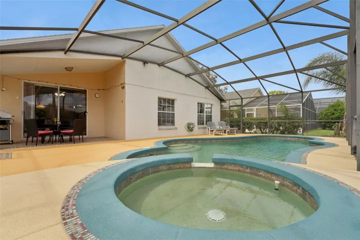 Screened in Lanai