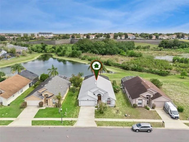 2631 Star Lake View Drive, Kissimme FL 34717  Gorgeous Private Pond View