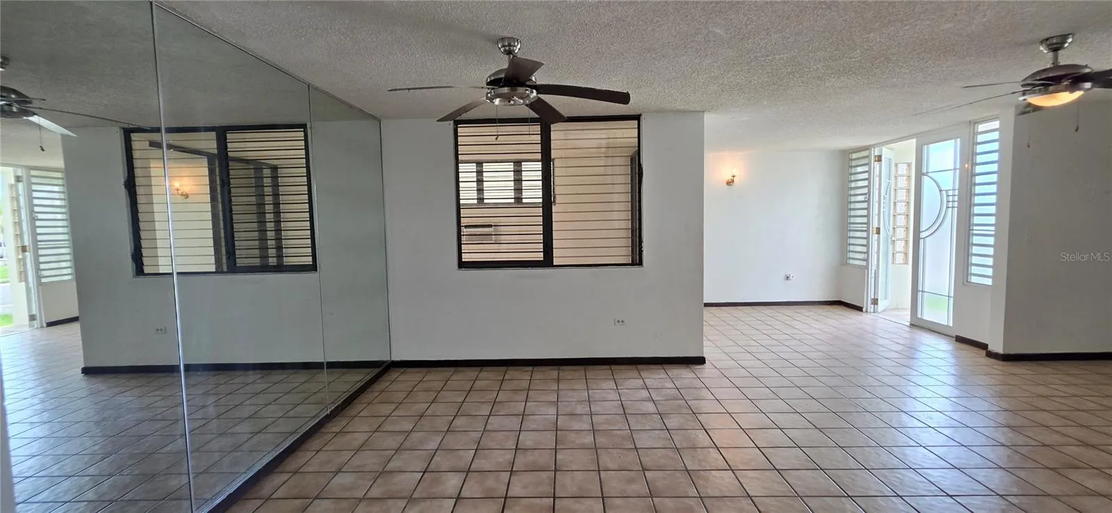 sala, comedor, recibidor