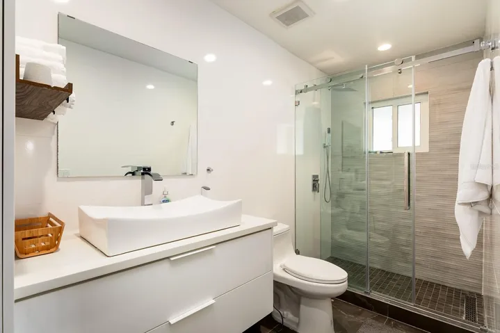 Primary Suite - Bath