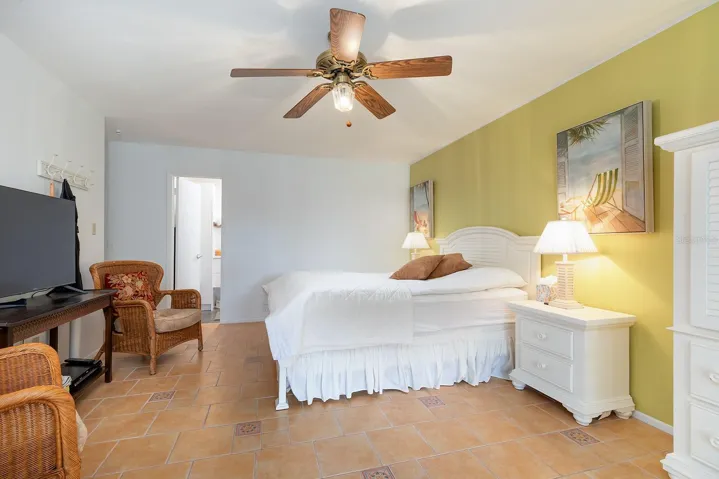Primary Suite - Bedroom