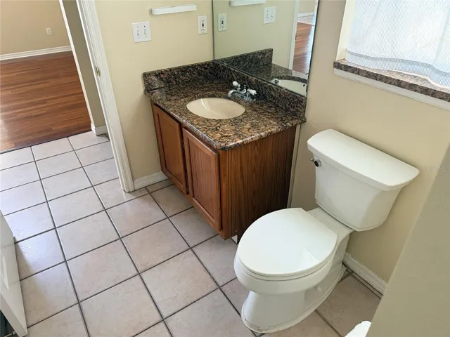 downstairs tub bath