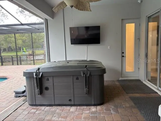 jacuzzi