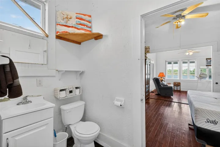 bathroom with shower stall