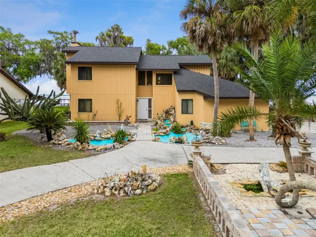 Welcome to 35312 W Griffin Drive!