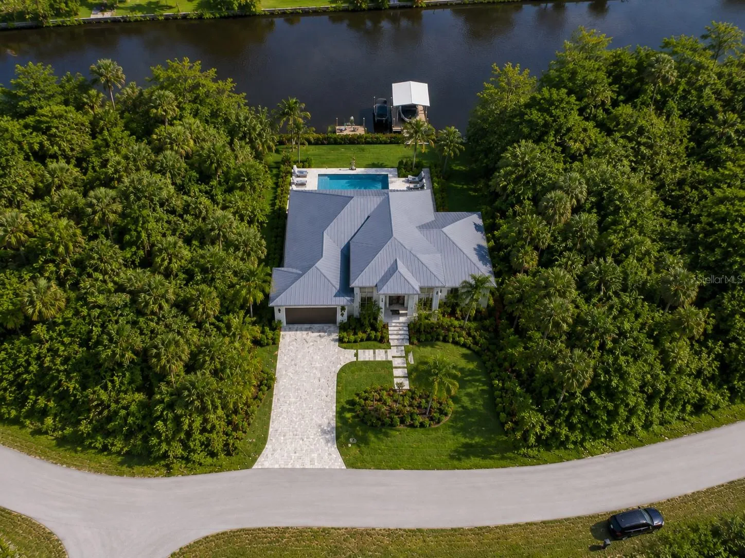 Conceptual rendering for illustration purposes only. Depicts one possible residence and improvements. Home, pool, dock, landscaping and other improvements shown do not currently exist and are not included. Buyer to verify buildability, setbacks, permitting and feasibility.