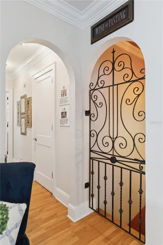 Celler entry