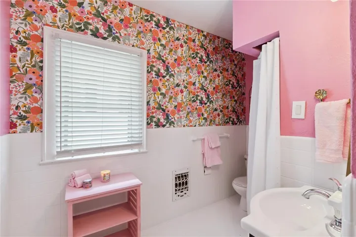 Full bath 3 with shower