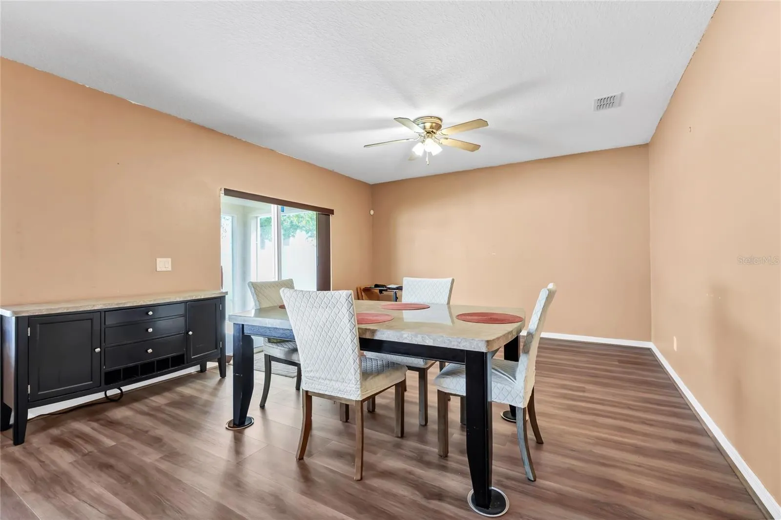 Dining/Family Room