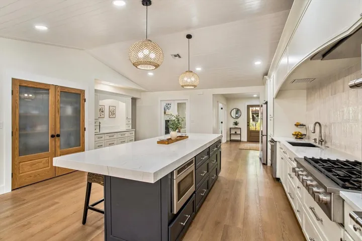 Room for a couple of cooks!