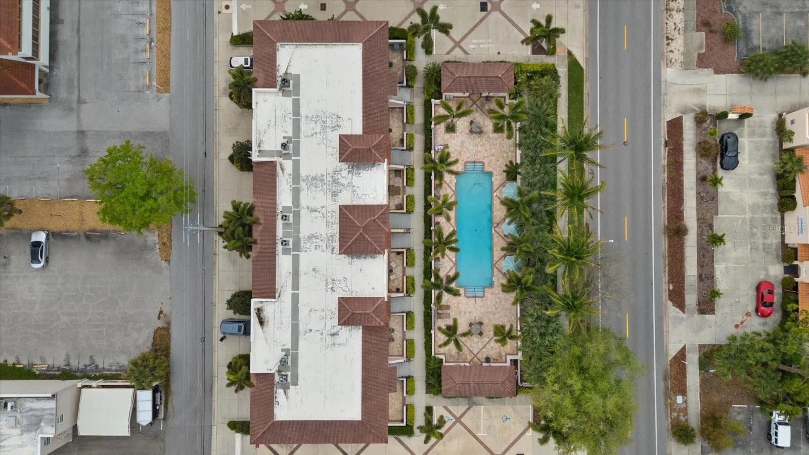Island Court Community Pool