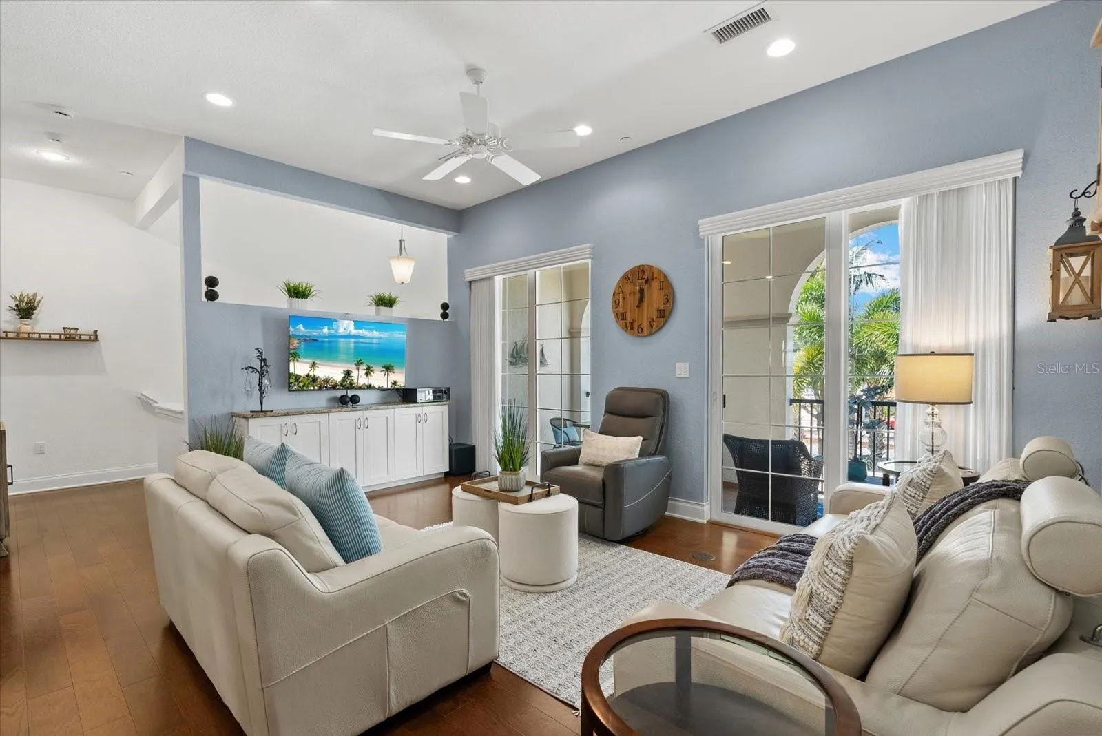 Living Room with a Balony