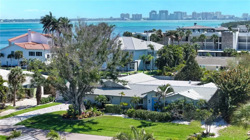 Marvel at the bay views being "2" in from Sarasota Bay