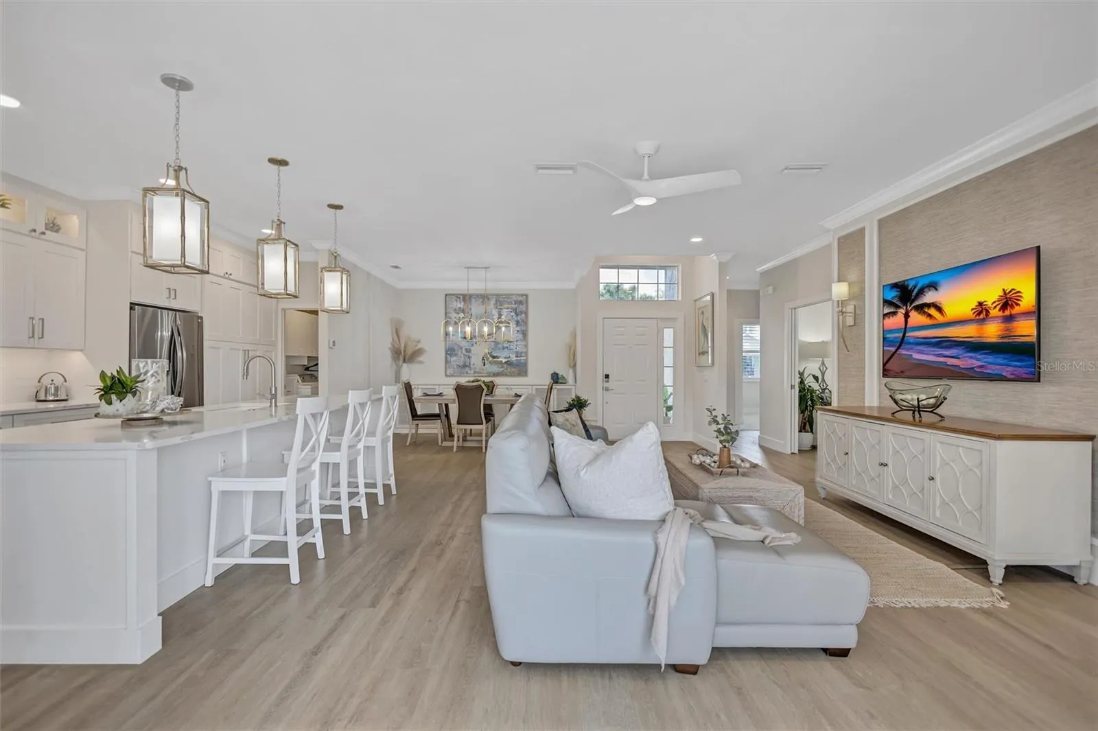 Great Room, Kitchen & Dining Room