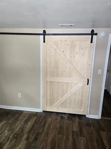 612 CLOSET DOOR