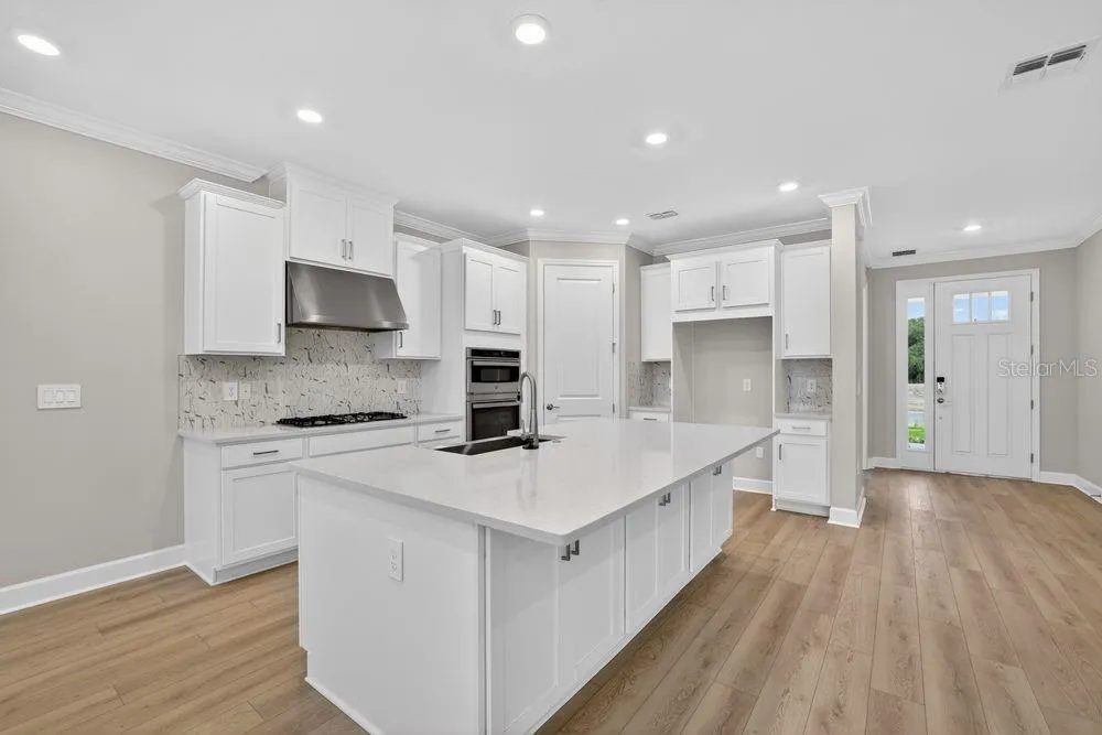 14219 Sawmill ~ Ready Now