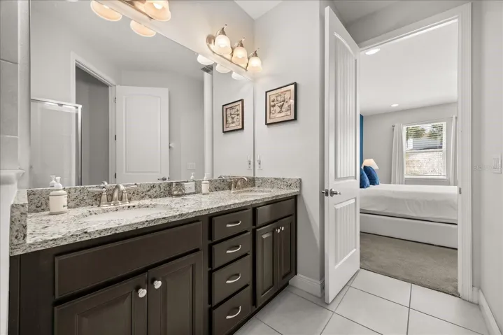 Primary bathroom (downstairs)