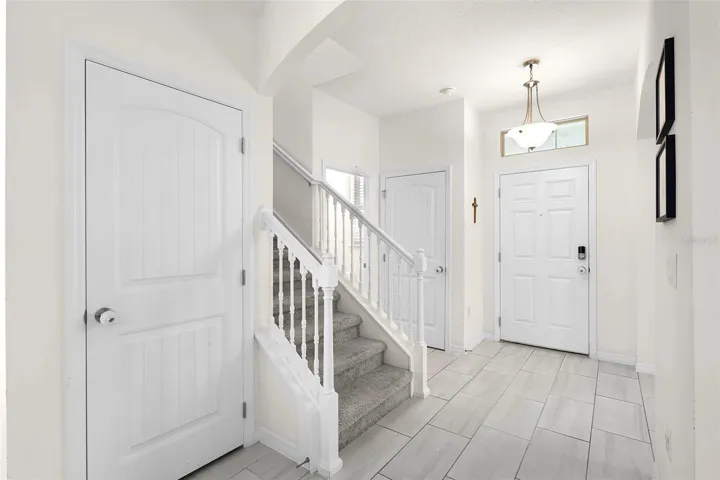 Welcoming Entry!  Upgraded Rectangular Tile