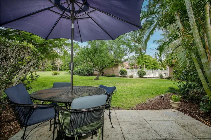 View or lawn space off pation