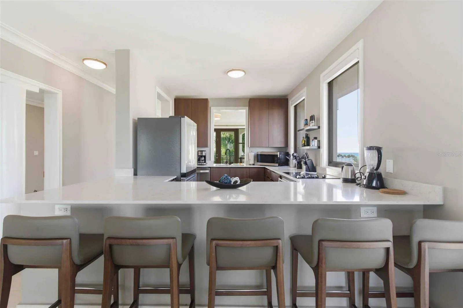 Kitchen Eating Area