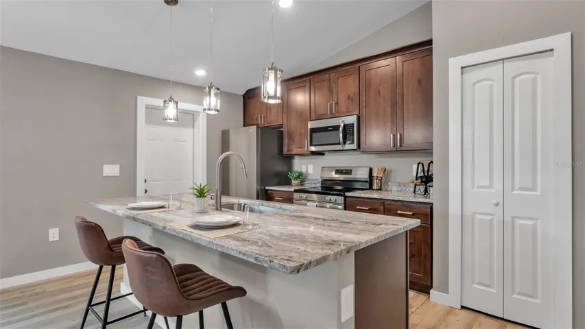 Gorgeous kitchen in Bartow, FL