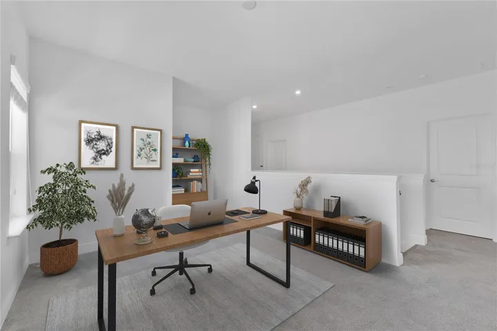 Spacious Loft Upstairs