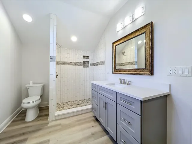 Bathroom in FROG