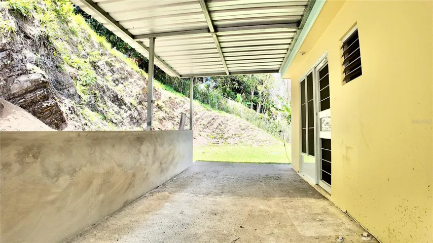 Laundry Room Entrance