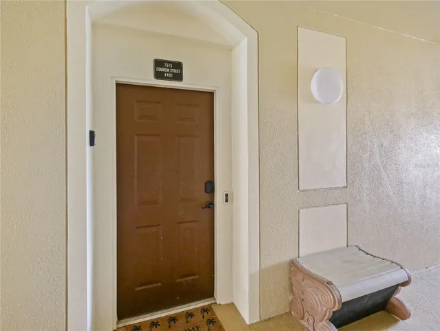 4th Floor Entry