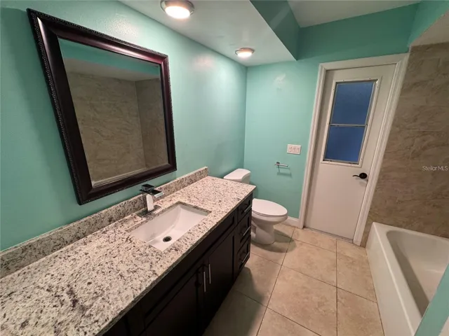 Guest Bathroom - view 2