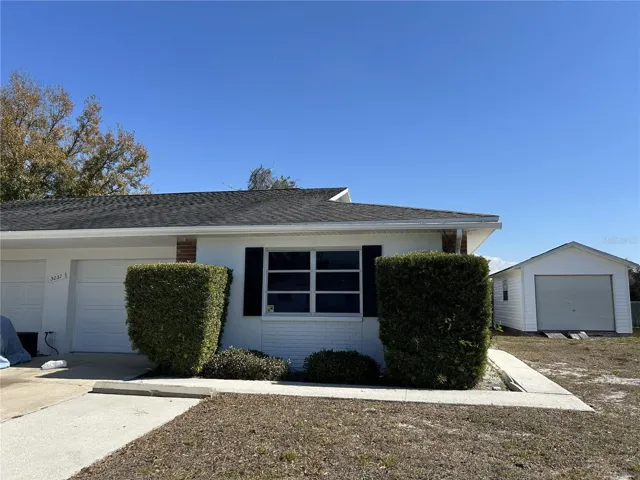 Front view. Duplex unit.