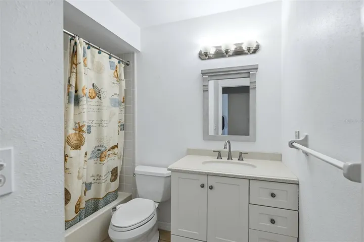 2nd bathroom
