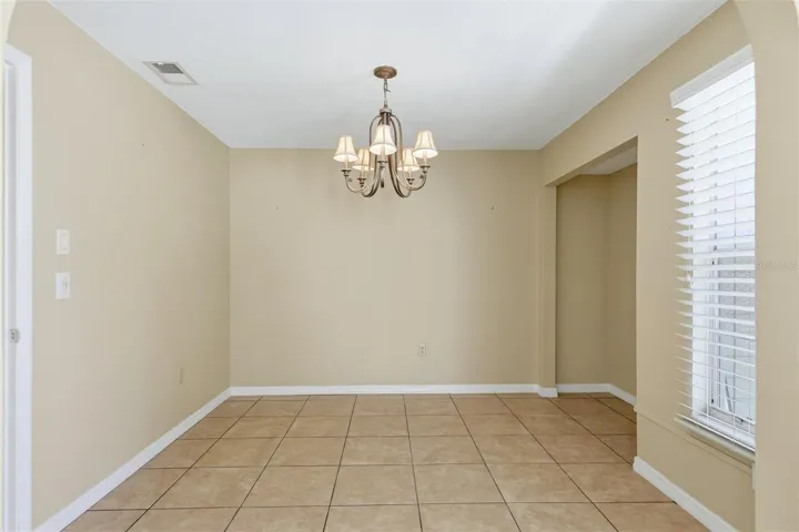 dining room 0r 3rd bedroom