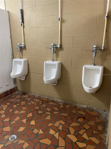 1170