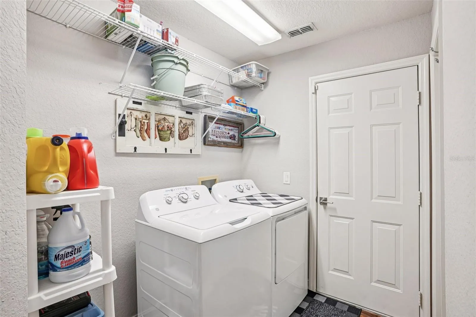 Indoor laundry room