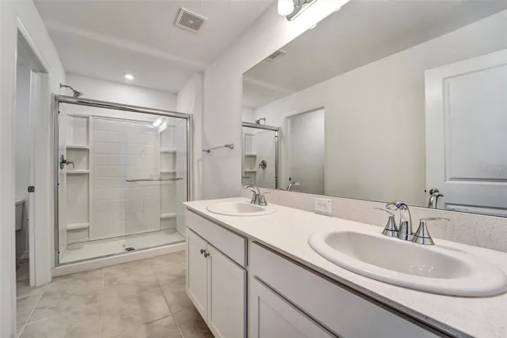 Primary bath