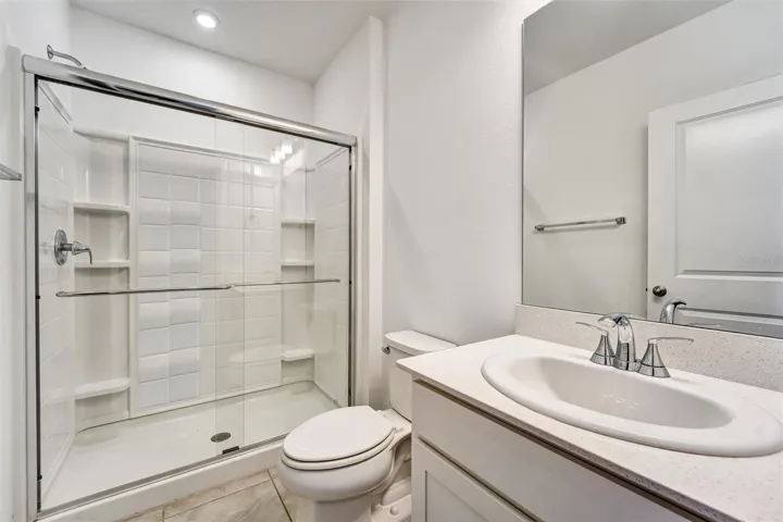 Downstairs full bath