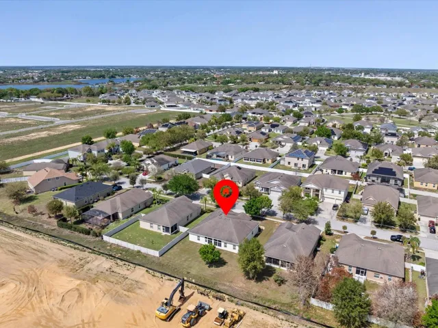 Aerial of 307 Gladesdale Street