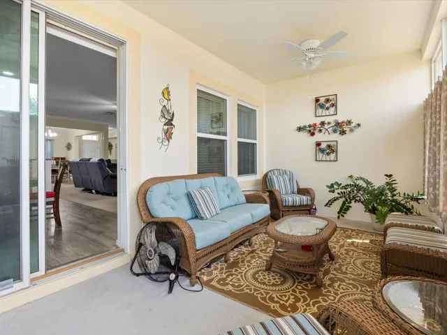 Florida room / glassed in lanai