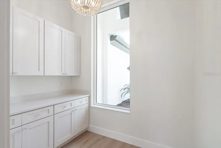 Butler Pantry
