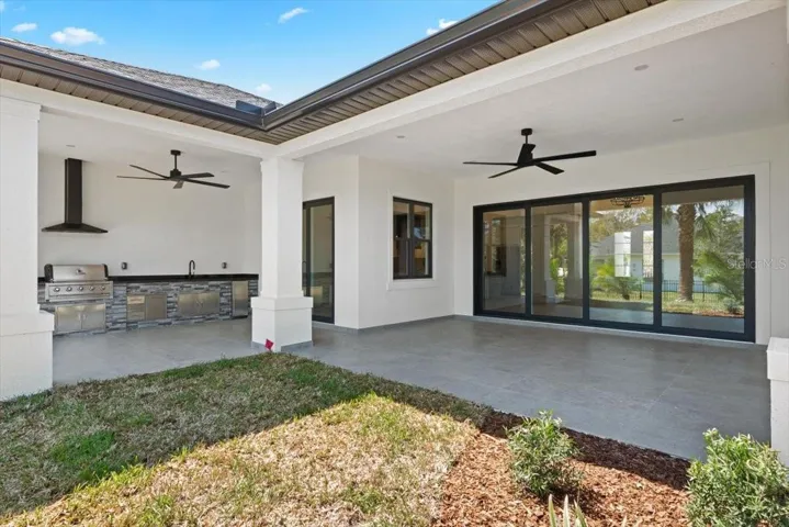 Covered Double Lanai