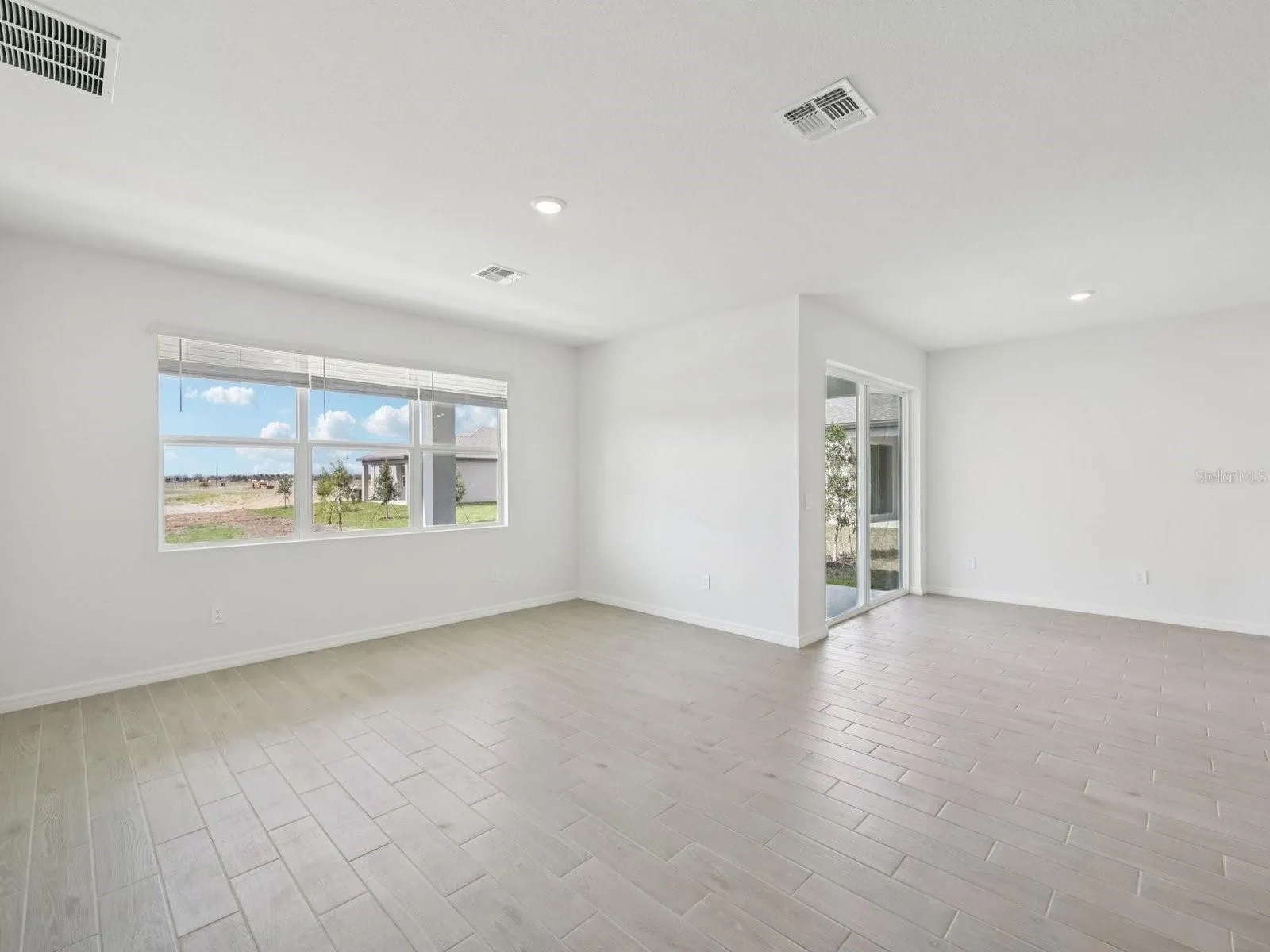 Interior photos are not of the actual home but are photos of the builder home with the same floorplan with similar interior finishes and features.
